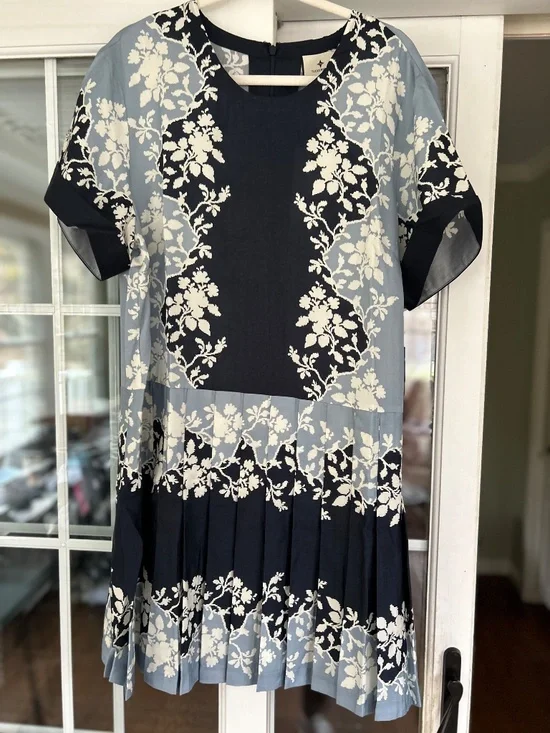 NWT Tuckernuck Blue Fog Pleated Liza Dress Floral XXL Tencel Lightweight Spring - Picture 4 of 11